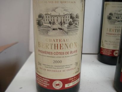 null 5 bouteilles de Château Berthenon, 2000 (2 LB). On y joint une bouteille de...