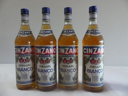 null 4 bouteilles de Cinzano Bianco, Vermouth Sucré, 16 % vol. 100 cl