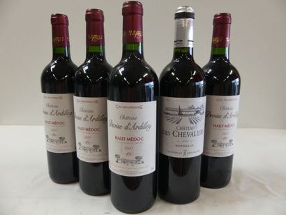null Lot de 5 bouteilles : 4 bouteilles de Haut Médoc, Château Les Ardilley, La Devise...