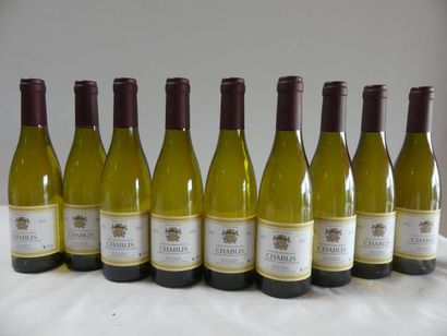 null 9 bouteilles de Chablis, Louis d'Armont, 2012 (37,5cl)