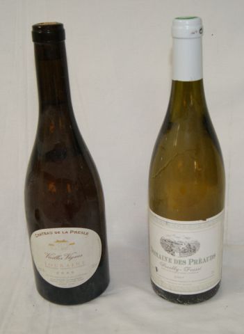 null Lot de 2 bouteilles de vins blancs : 1 de Pouilly-Fuissé, les Préauds, 2007...