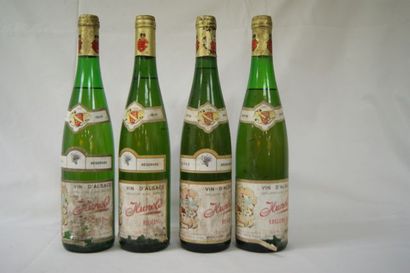null Lot de 4 bouteilles de vin alsacien : 1 de Riesling 1982, 2 de Riesling 1988,...