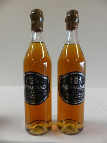 null 2 vieilles bouteilles d'Armagnac, Les Vignerons d'Armagnac, 40 % vol. 70 cl