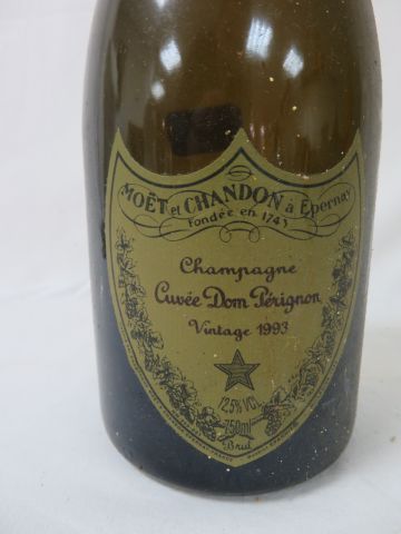 null Bouteille de champagne Moet et Chadon, Cuvée Dom Perignon, Vintage 1993