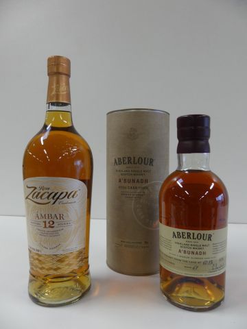 null Lot de 2 bouteilles : 1 Coffret d'1 Whisky Aberlour A'Bunadh Highland Single...