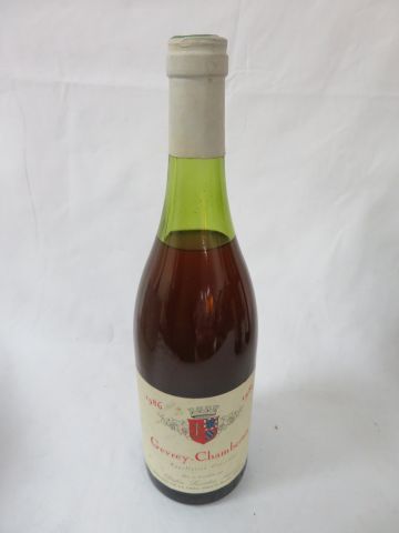 null 1 bouteille de Gevrey Chambertin, 1986. (B, bouchon non hermétique)