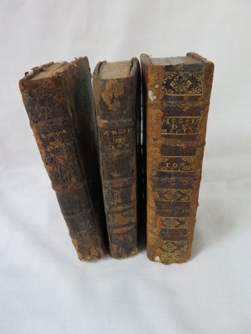 null Lot de 3 livres XVIIIe : Virgile (tome 2), Toulouse, Salabert, Guillaume, Pech,...