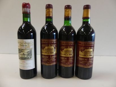null Lot de 4 bouteilles : 1 bouteille de Margaux Château Dauzac Grand Cru Classé...