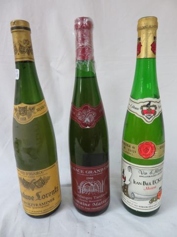 null Lot de 3 bouteilles de vins d'Alsace : Gewurztraminer 1988, Muscat 1986, Riesling...
