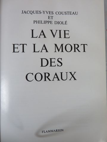 null COUSTEAU "La Planète Océan" Lafon, 2 volumes, 1980. Reliures cuir. On y joint...