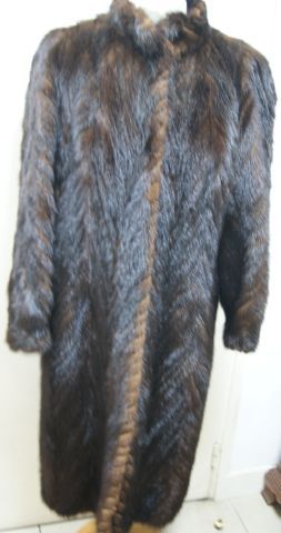 null Manteau long en vison. Largeur épaules : 48 cm Long.: 106 cm