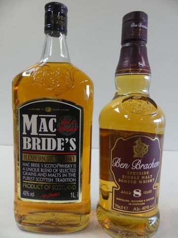null Lot de 2 bouteilles : 1 Whisky Ben Bracken 8 ans d'âge Single Malt Scotland...