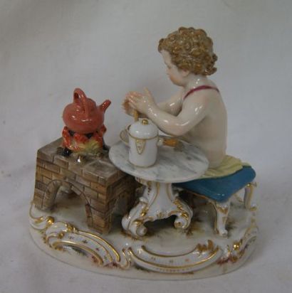 null MEISSEN Figure en porcelaine polychrome, figurant un putto chocolatier. XIXe...