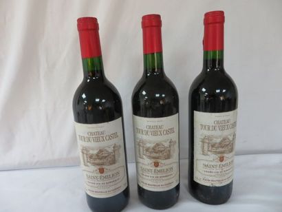 null 3 bouteilles de Saint Emilion, Château du vieux castel, 2000