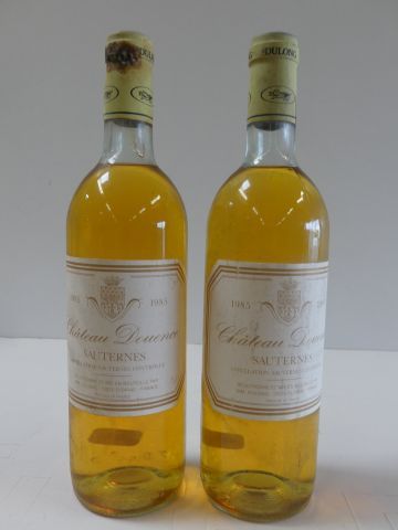 null 2 bouteilles de Château Douence Sauternes 1985