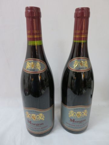 null 2 bouteilles de Morgon, domaine de la Ronze, 2002.