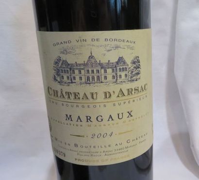 null Lot de 4 bouteilles de Margaux : 2 de Château d’ARSAC, 2004 et 2 de Château...