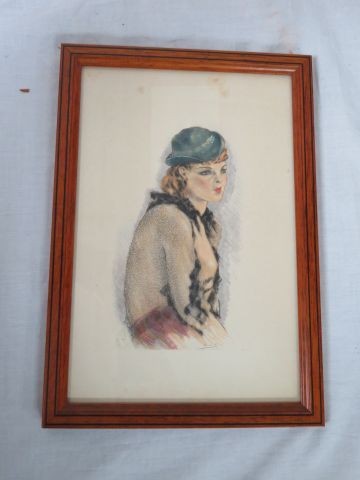 null D'apèrs Edouard CHIMOT "Jeune femme pensive" Gravure en couleurs. 17 x 13 cm...