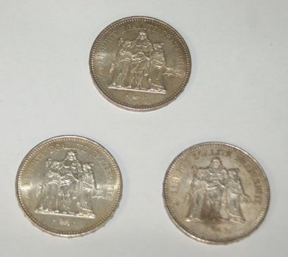 null 3 pièces de 50 francs Hercule, 1978, 1974 et 1976. Poids : 90,29 g