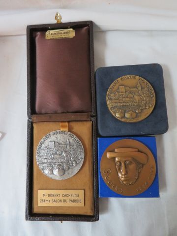 null Lot de 3 médailles en bronze, dont 2 figurant Conflans Sainte Honorine et une...