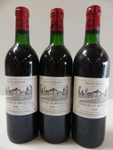 null 3 bouteilles de Château Le Bourdieu Domaine Monique Fabre Cru Bourgeois niveau...