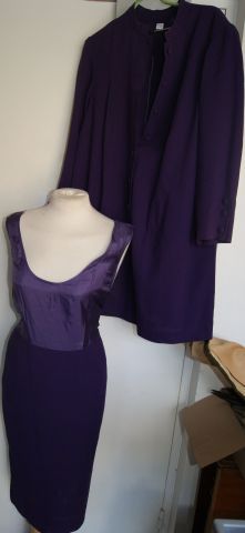 null Ensemble en tissus violet comprenant un dessous de robe formant jupe et une...