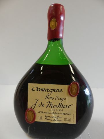 null Pot (100 cl) Rhum Ambré Agricole La Mauny Elevage Pot (150 cl) vieille bouteille...