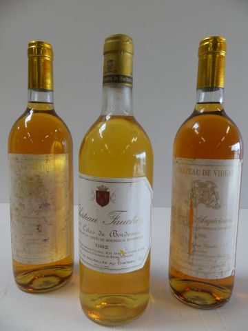 null Lot de 3 bouteilles : 2 Graves Liquoreux Château le Videau Graves Supérieur...