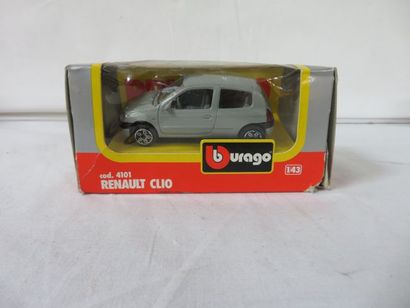 null BURAGO Voiture miniature, Renault Clio, 1:43. Dans sa boîte