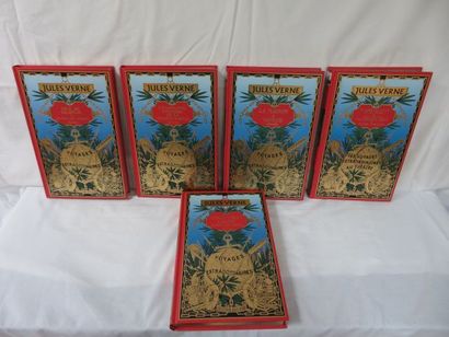 null Jules VERNE Lot de 5 volumes des éditions Atlas : "Le Tour du Monde en 80 jours,...