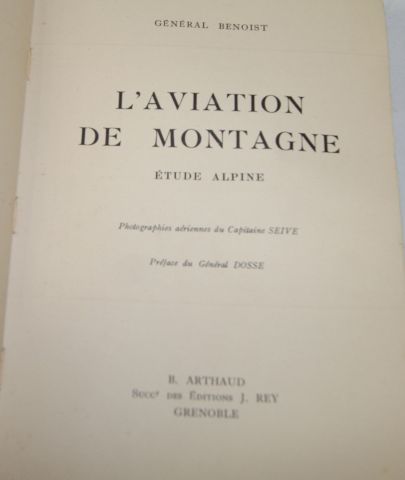null Lot de 2 livres : 
- Maurice Percheron "L'Aviation française" 1937
- Genéral...
