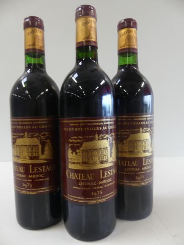 null 3 bouteilles de Château Lestage Listrac Grand Cru Bourgeois Supérieur
1975