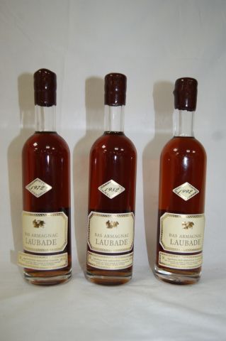 null 3 petites bouteilles de Bas Armagnac, Laubade, 1972, 1982, 1992. (25 cl).