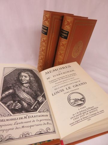 null D'ARTAGNAN "Mémoires" Jean de BONNOT, 1966. 3 volumes.