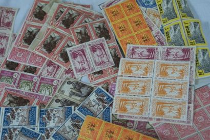 null MONDE Petit lot de timbres en vrac.