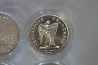 null FRANCE Ensemble de 6 pièces de 100 francs en argent : 1987, 1988, 1986, 1989....