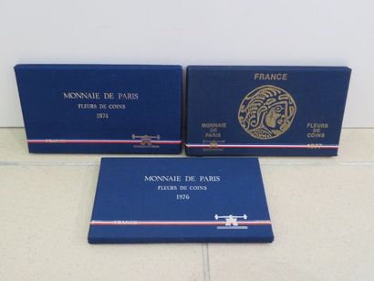 null MONNAIE DE PARIS, Lot de 3 coffrets de 9 pièces chacun (dont une en argent de...