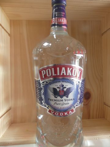 null Flacon 200 cl Vodka Poliakof Premium Pur Grain 37,5 % vol