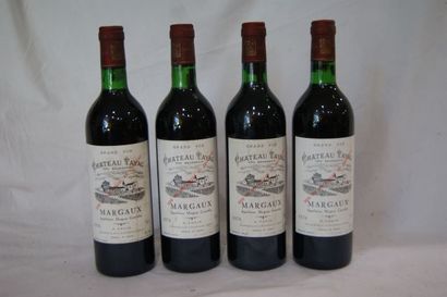 null 4 bouteilles de Margaux, Château Tayac, 1979. (els, LB)