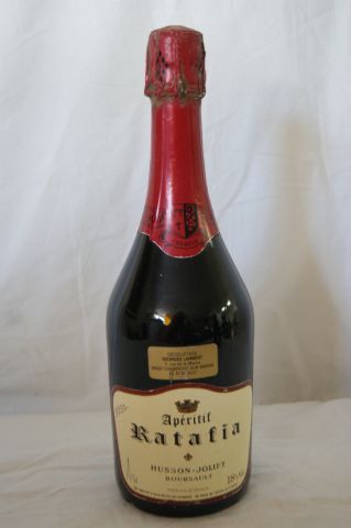 null 1 bouteille de Ratafia, 1980.
