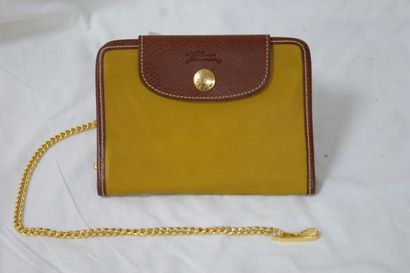 null LONCHAMP Petite pochette en tissu et cuir. 14 x 10 cm