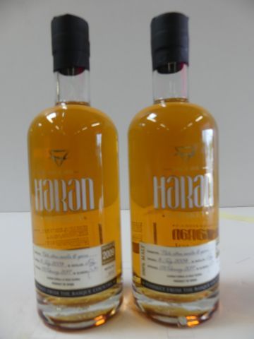null 2 bouteilles de Whisky 2009 Haran Edition limitée ; Chaque bouteille porte un...