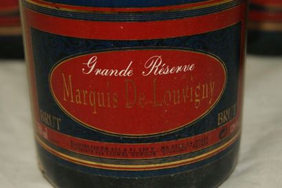 null 4 bouteilles de champagne Marquis de Louvigny