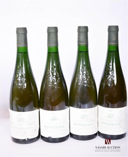 null 4 bouteilles	BONNEZEAUX mise Château Perray-Jouannet		1993
	Et. fanées et tachées...