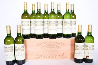 null 12 bouteilles	CHÂTEAU LA LOUVIÈRE	Graves blanc	1999
	Et. impeccables. N : 9...