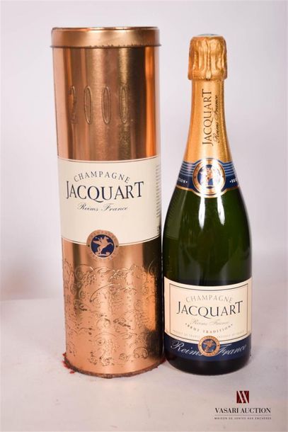 null 1 Bouteille 	Champagne JACQUART Brut Tradition 		
	Et. impeccable. N : très...