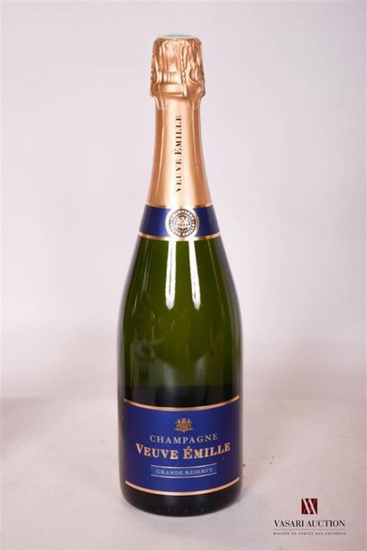 null 1 Bouteille	Champagne VEUVE ÉMILE Grande Réserve Brut		NM
	Présentation et niveau,...
