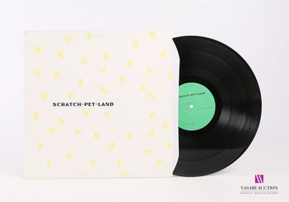 null SCRATCH-PET-LAND
1 Disque 33T sous pochette cartonnée
Label : SOURCE LC 3098
Fab....