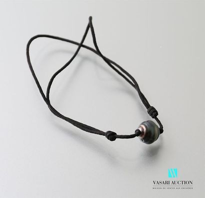 null Bracelet orné d'une perle de culture de Tahiti
Diam. : 6,5 cm