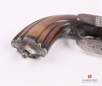 null Pistolet à broche, jolie fabrication par R.BERJAT, modèle à canon double, canons...